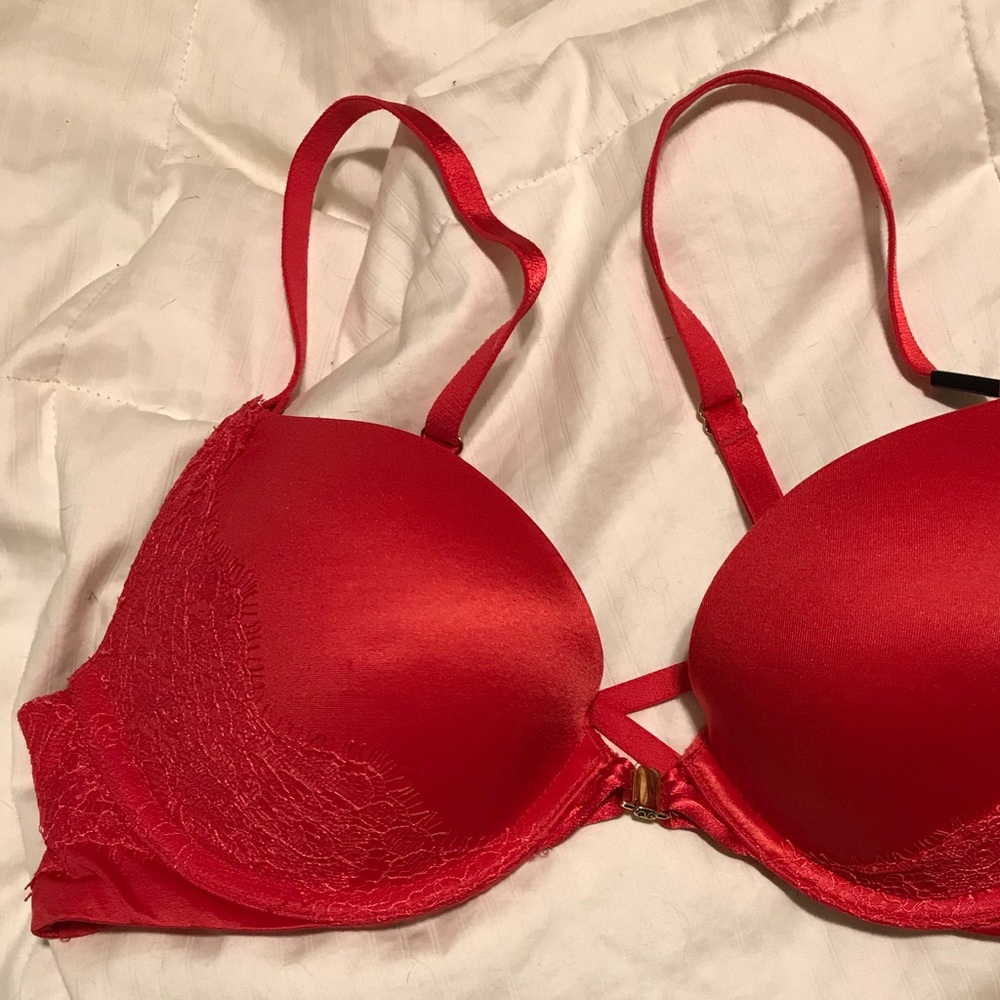 VS Red Push Up bra